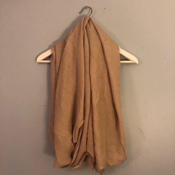 Free People beige blanket scarf wrap - Picture 5 of 6